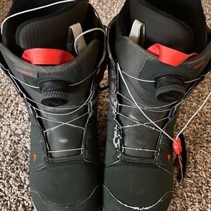 SHOES BURTON MOTO BOA - DARK GREEN/CAMO - MEN´S snowboard boots size US 10